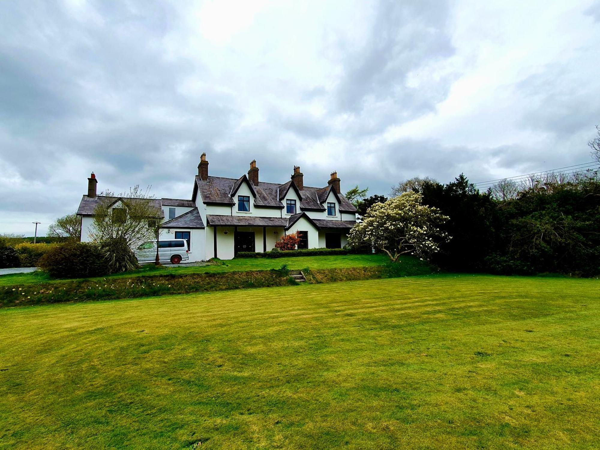 Bryansford Cottage Екстер'єр фото